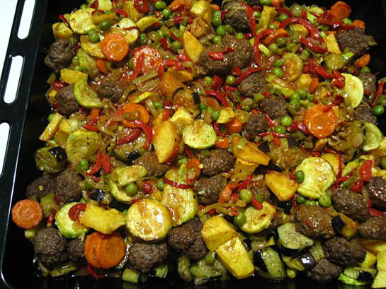 Fırında Sebzeli Köfte Tarifi ve Malzemeleri