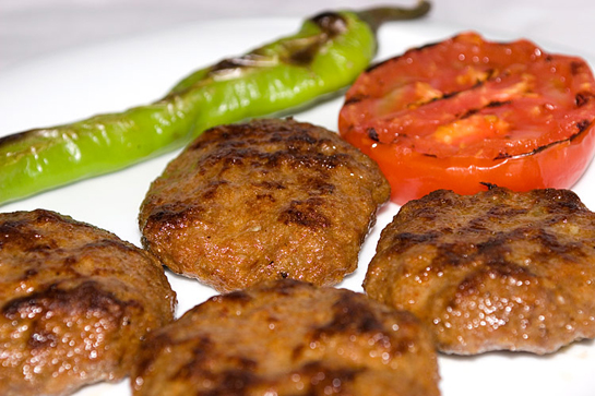 Kasap Köfte Tarifi ve Malzemeleri