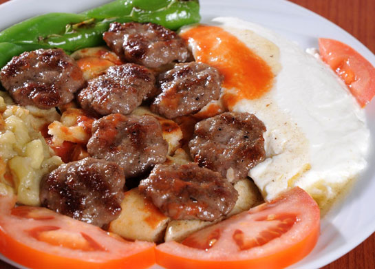 Pideli Köfte Tarifi ve Malzemeleri
